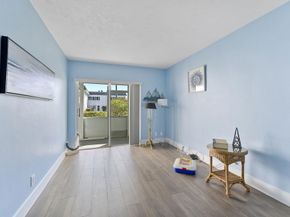 3322 Cynthia Lane 102, Lake Worth Beach FL 33461