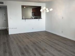 9001 SW 77th Avenue C604, Miami FL 33156