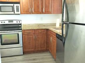 9001 SW 77th Avenue C604, Miami FL 33156