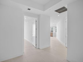 153 N Seabreeze 1805S, Fort Lauderdale FL 33304