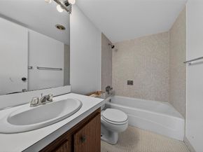 801 W Oakland Park Blvd C16, Oakland Park FL 33311