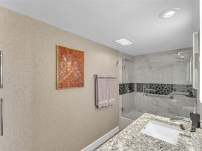 4015 W Palm Aire Dr 703, Pompano Beach FL 33069