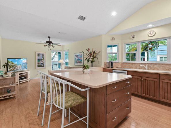 607 Ocean Dunes Circle, Jupiter FL 33477