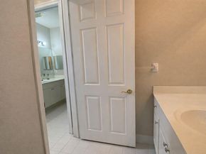 1381 Beacon Cir, Wellington FL 33414