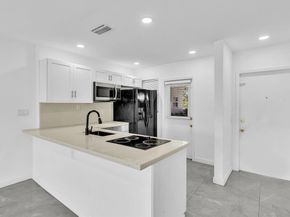 2451 SW 82nd Avenue 108, Davie FL 33324