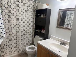 18304 NW 68th Avenue C, Hialeah FL 33015