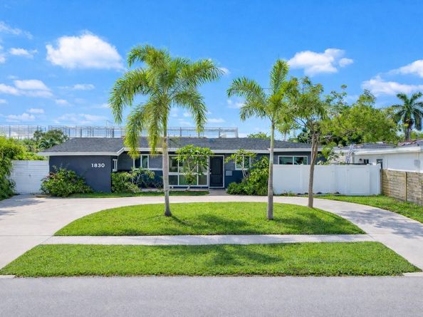1830 SW 23rd Avenue, Fort Lauderdale FL 33312