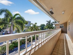 1100 Surf Road 201, Singer Island FL 33404