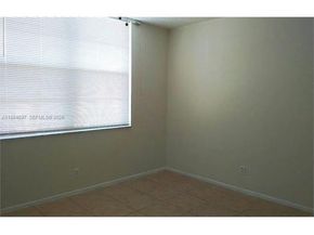 2998 NW 48th Terrace 326, Lauderdale Lakes FL 33313