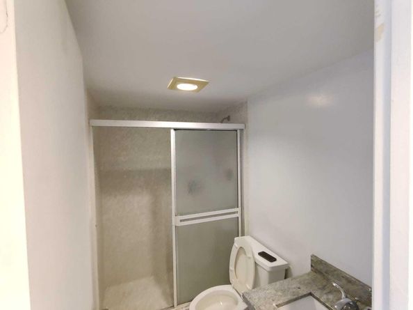 5600 N Flagler Drive 210, West Palm Beach FL 33407