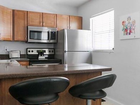 2660 NE 8th Ave 105, Wilton Manors FL 33334