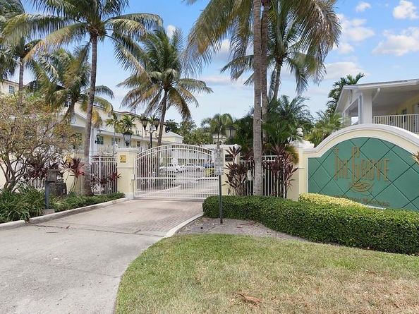 2660 NE 8th Ave 105, Wilton Manors FL 33334