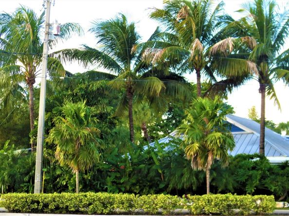 2660 NE 8th Ave 105, Wilton Manors FL 33334