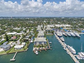 3940 N Flagler Drive 401, West Palm Beach FL 33407