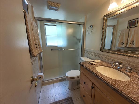 3151 S Palm Aire Dr 301, Pompano Beach FL 33069