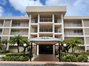 3151 S Palm Aire Dr 301, Pompano Beach FL 33069