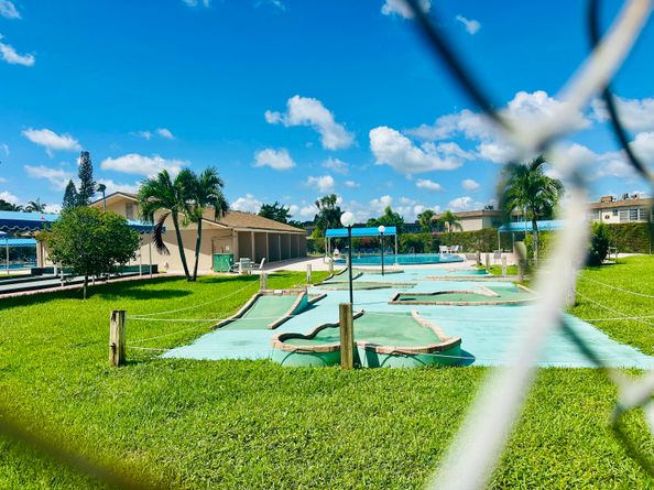 705 Lori Drive 115, Palm Springs FL 33461