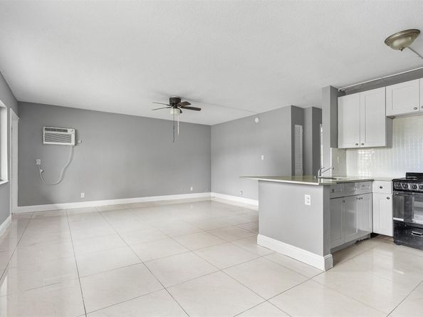 620 SW 7th St 1-7, Pompano Beach FL 33060