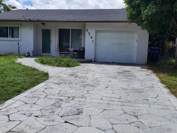 6541 NW 33 Way