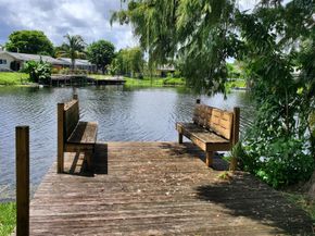 6541 NW 33 Way, Fort Lauderdale FL 33309