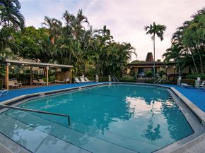 5171 W Oakland Park Blvd 207, Lauderdale Lakes FL 33313