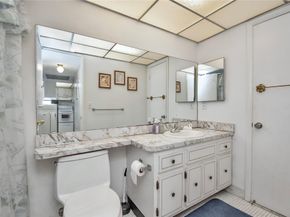 5171 W Oakland Park Blvd 207, Lauderdale Lakes FL 33313