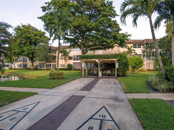 5171 W Oakland Park Blvd 207, Lauderdale Lakes FL 33313