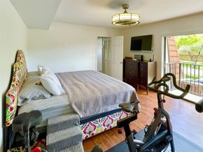 915 SW 120th Way, Davie FL 33325