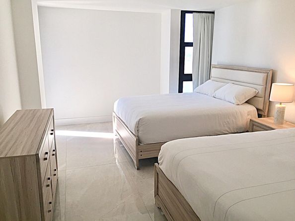 5550 N Ocean Drive 22B, Singer Island FL 33404