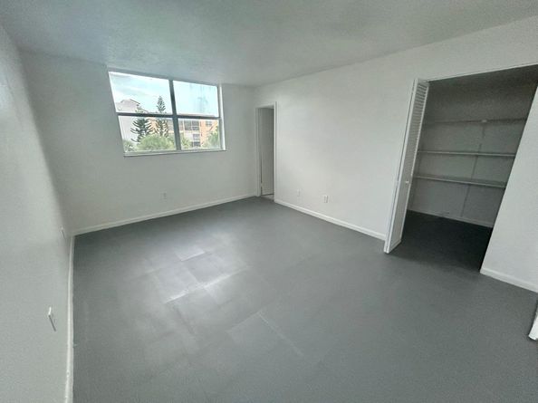 2850 Somerset Dr 316L, Lauderdale Lakes FL 33311