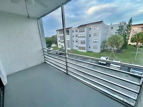 2850 Somerset Dr 316L, Lauderdale Lakes FL 33311