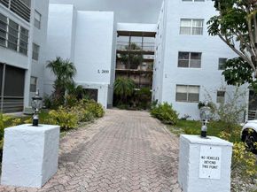 2850 Somerset Dr 316L, Lauderdale Lakes FL 33311