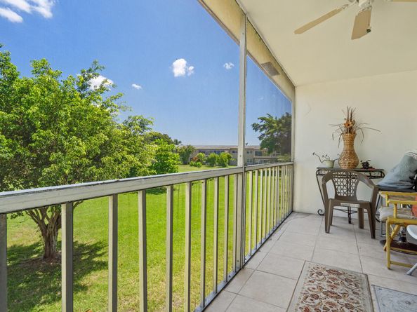 7405 W Atlantic Boulevard 201, Margate FL 33063
