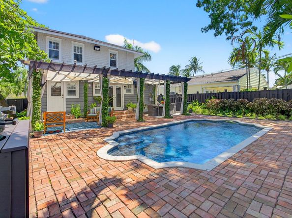 442 28th Street, West Palm Beach FL 33407