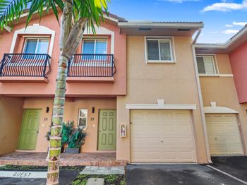 37 SE 3rd Avenue