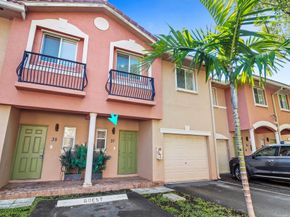 37 SE 3rd Avenue, Hallandale Beach FL 33009