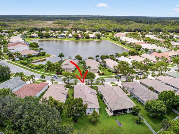 9228 Clipper Court, West Palm Beach FL 33411