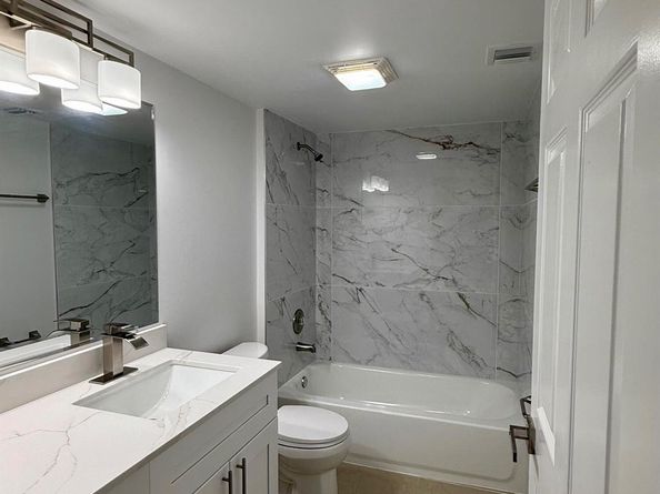 3501 Village Blvd Apt 104, West Palm Beach FL 33409
