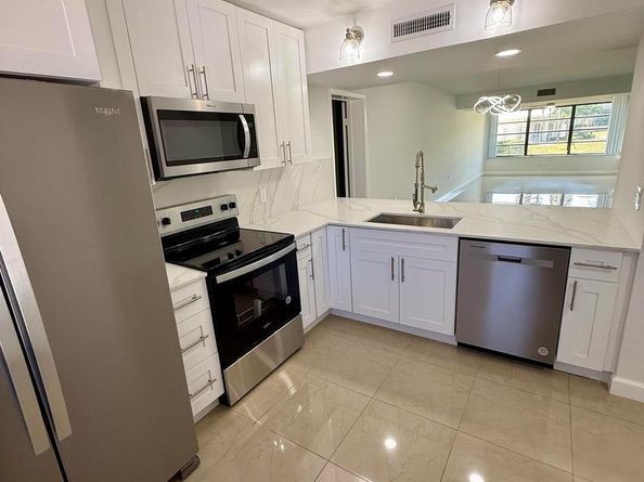 3501 Village Blvd Apt 104, West Palm Beach FL 33409