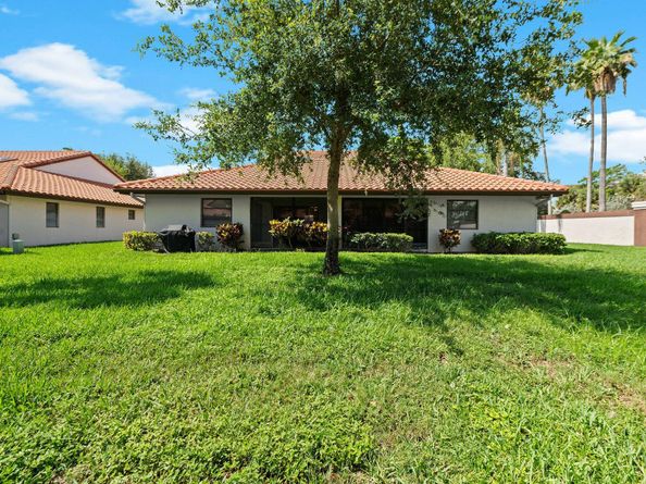 6360 Kings Gate Circle, Delray Beach FL 33484