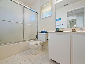 6360 Kings Gate Circle, Delray Beach FL 33484