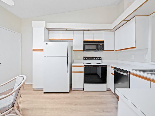 6360 Kings Gate Circle, Delray Beach FL 33484