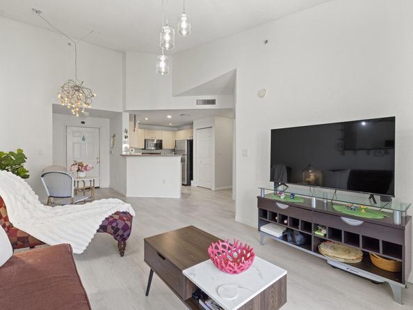 1803 N Flagler Drive 310, West Palm Beach FL 33407