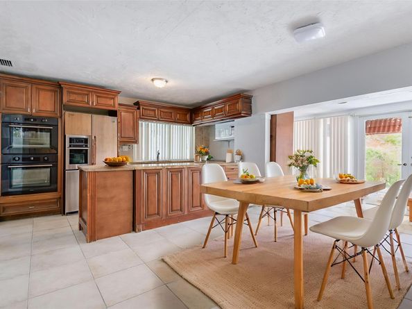 8424 SW 102nd Pl, Miami FL 33173