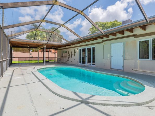 8424 SW 102nd Pl, Miami FL 33173