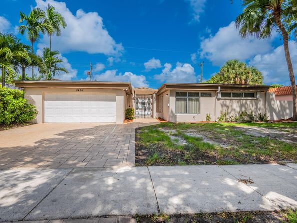 8424 SW 102nd Pl, Miami FL 33173