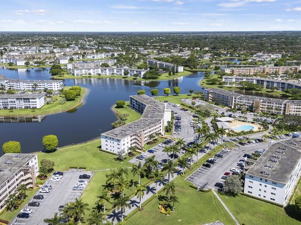 2069 Guildford D, Boca Raton FL 33434