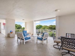 3050 NE 48th Court 402, Lighthouse Point FL 33064