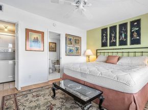 3050 NE 48th Court 402, Lighthouse Point FL 33064