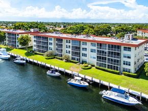 3050 NE 48th Court 402, Lighthouse Point FL 33064